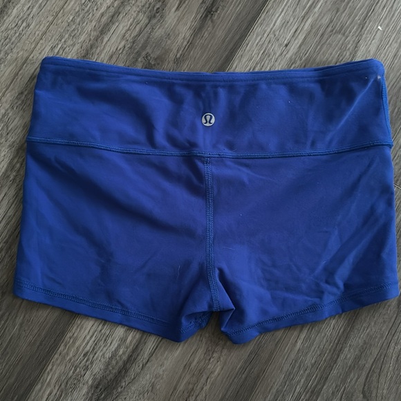 Lululemon shorts - Picture 2 of 3